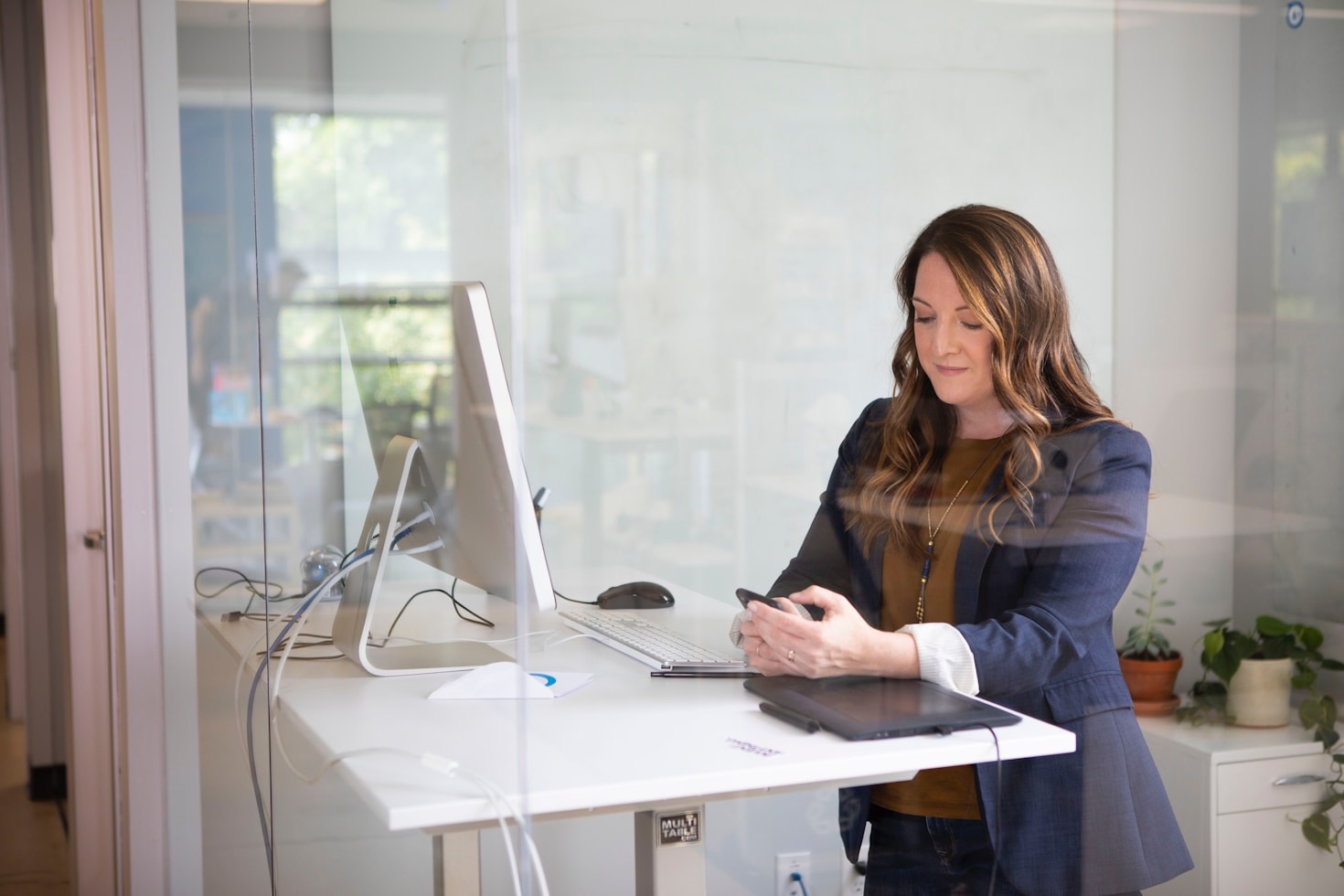 How to Build a Strong Network as a Female Affiliate